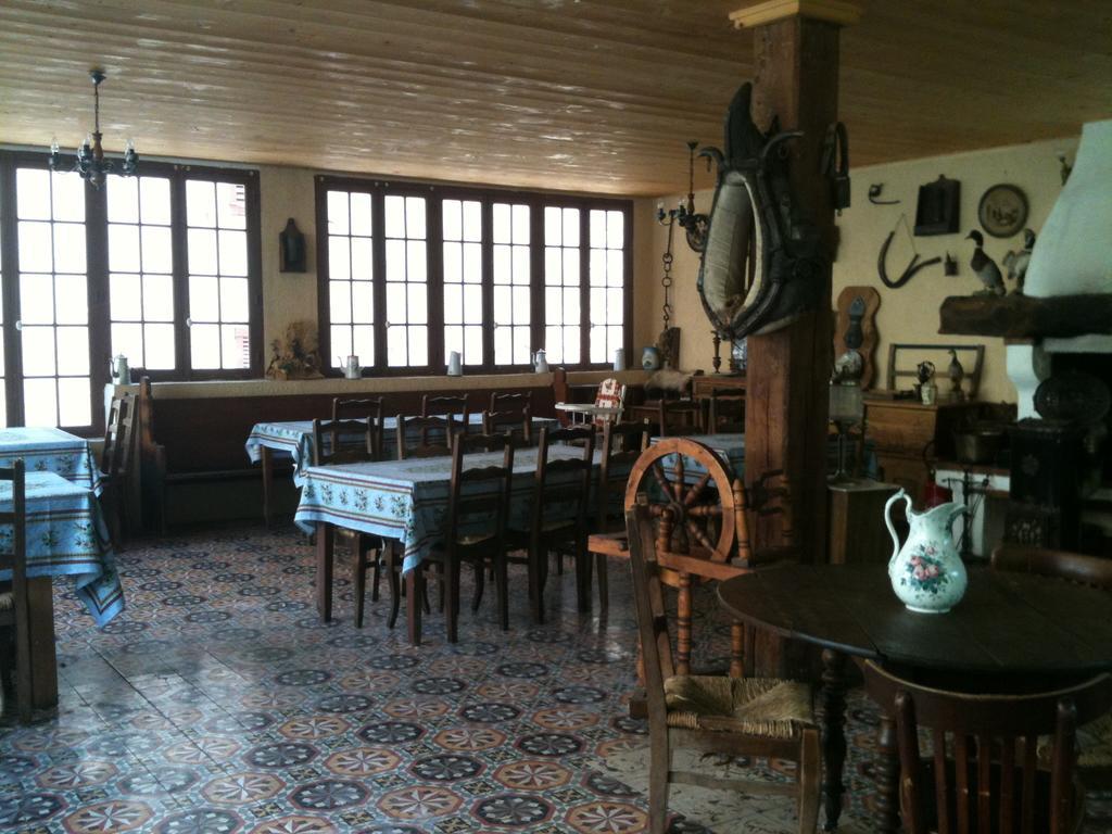 Gite Le Pelens Saint-Martin-dʼEntraunes Exterior foto